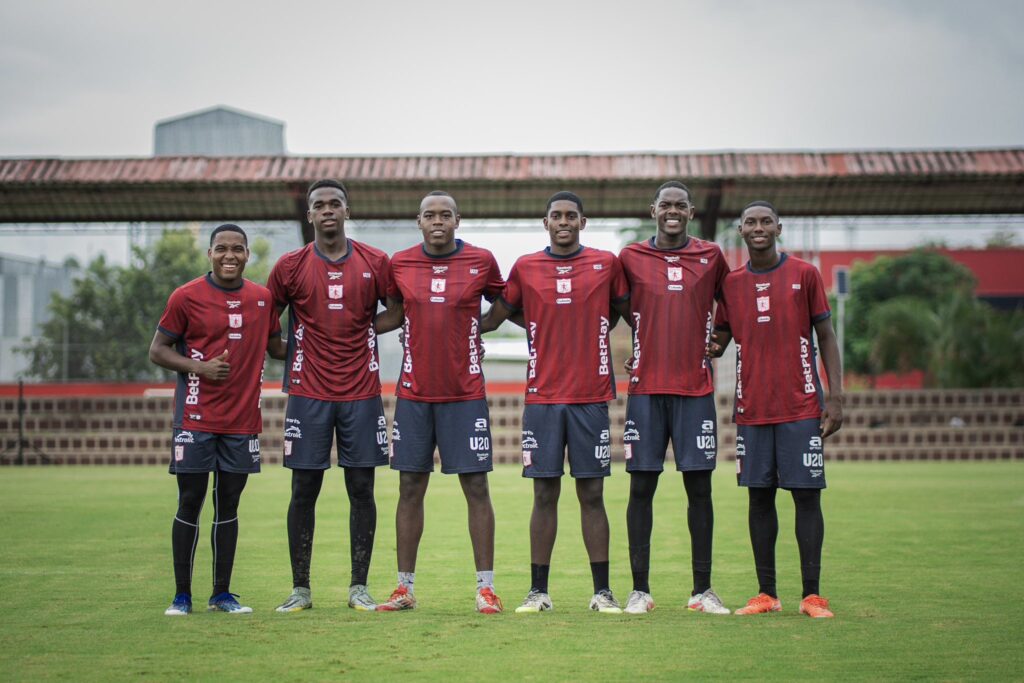 América de Cali, La Candela, Cantera América de Cali, Cascajal, Pretemporada América de Cali 2026, Juveniles América de Cali, Fútbol Formativo Colombia, Nuevos talentos Escarlatas